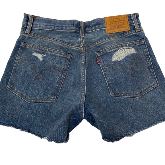 Levi’s premium wedgie shorts - Picture 2 of 12